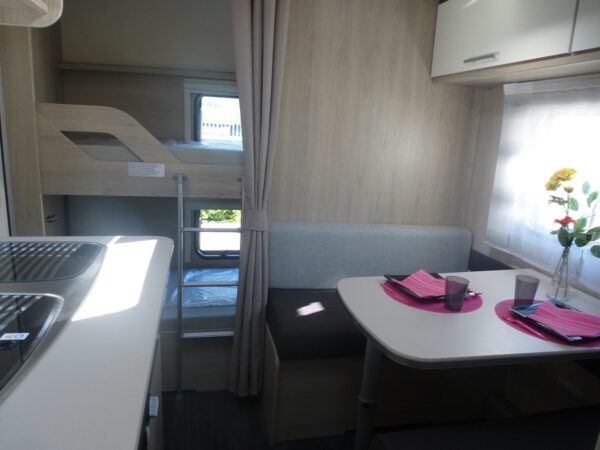 CARAVELAIR ALBA 426 Family – Image 14