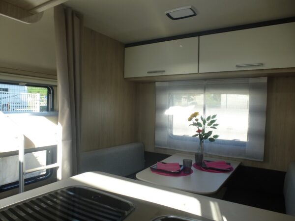 CARAVELAIR ALBA 426 Family – Image 15