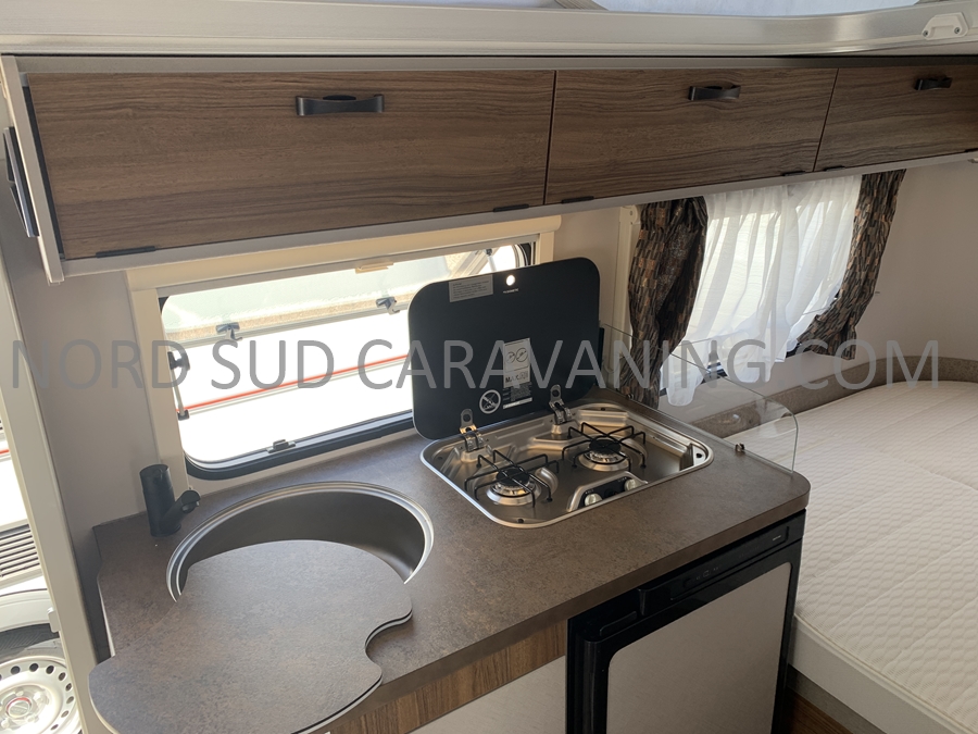 cuisine eriba touring 430 legend