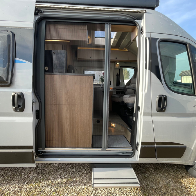 HOBBY ONTOUR VAN 600FT BOITE AUTO – Image 32
