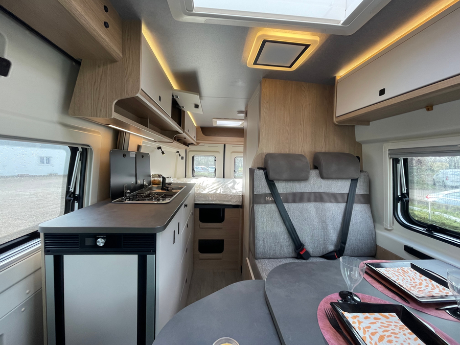 HOBBY ONTOUR VAN 600FT BOITE AUTO – Image 24
