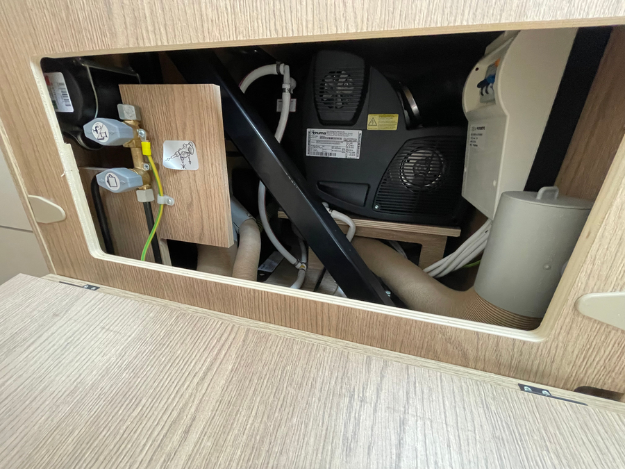 HOBBY ONTOUR VAN 600FT BOITE AUTO – Image 26
