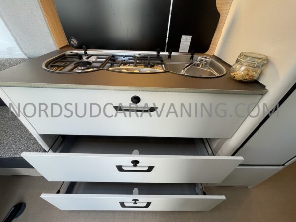PROMO BURSTNER PREMIO 460 TS SKYLINE – Image 12