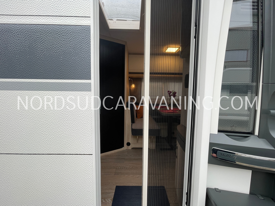 HOBBY DE LUXE 460 SFF – Image 25