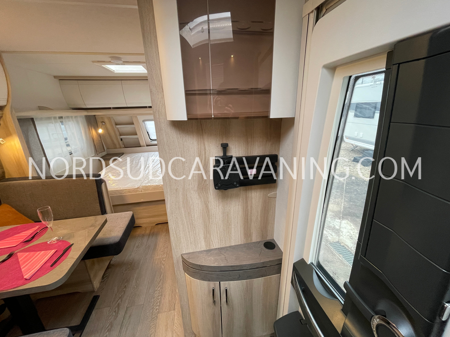 HOBBY DE LUXE 460 SFF – Image 5