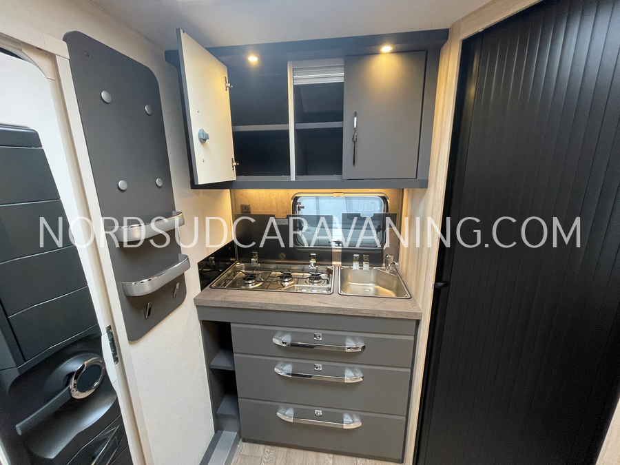 HOBBY DE LUXE 460 SFF – Image 7