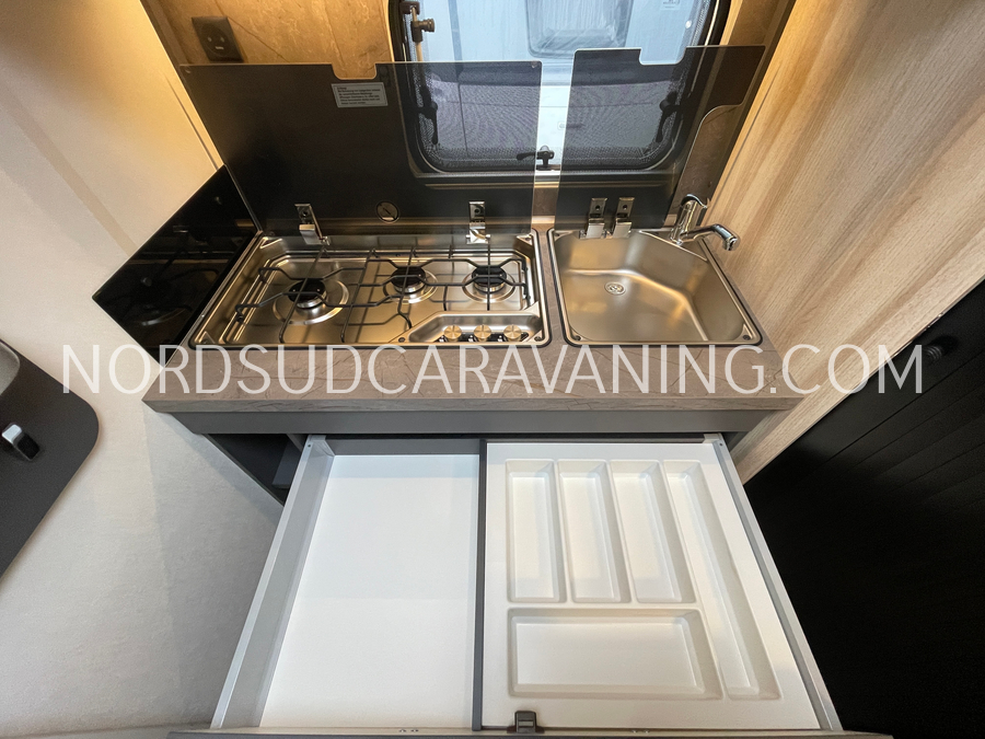 HOBBY DE LUXE 460 SFF – Image 8