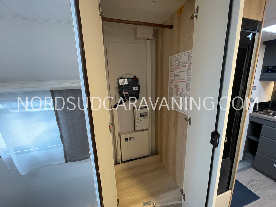 HOBBY DE LUXE 460 SFF – Image 17