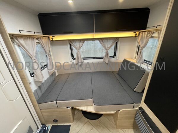 CARAVELAIR 480 SPORT LINE – Image 3