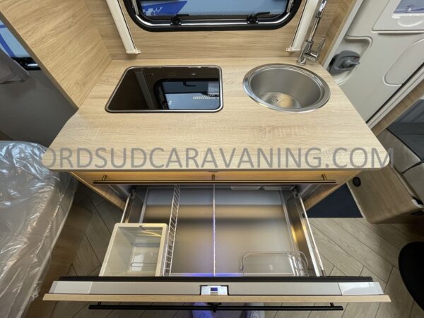 CARAVELAIR 480 SPORT LINE – Image 8