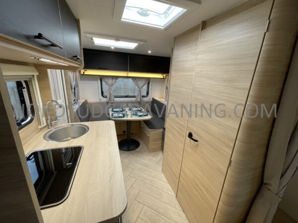 CARAVELAIR 480 SPORT LINE – Image 14
