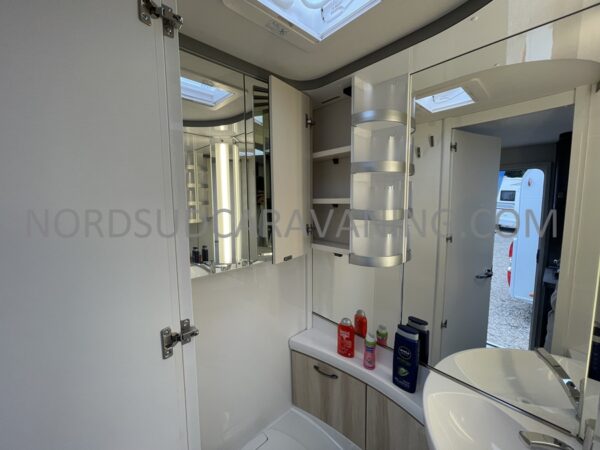 HOBBY DE LUXE 490 KMF – Image 16