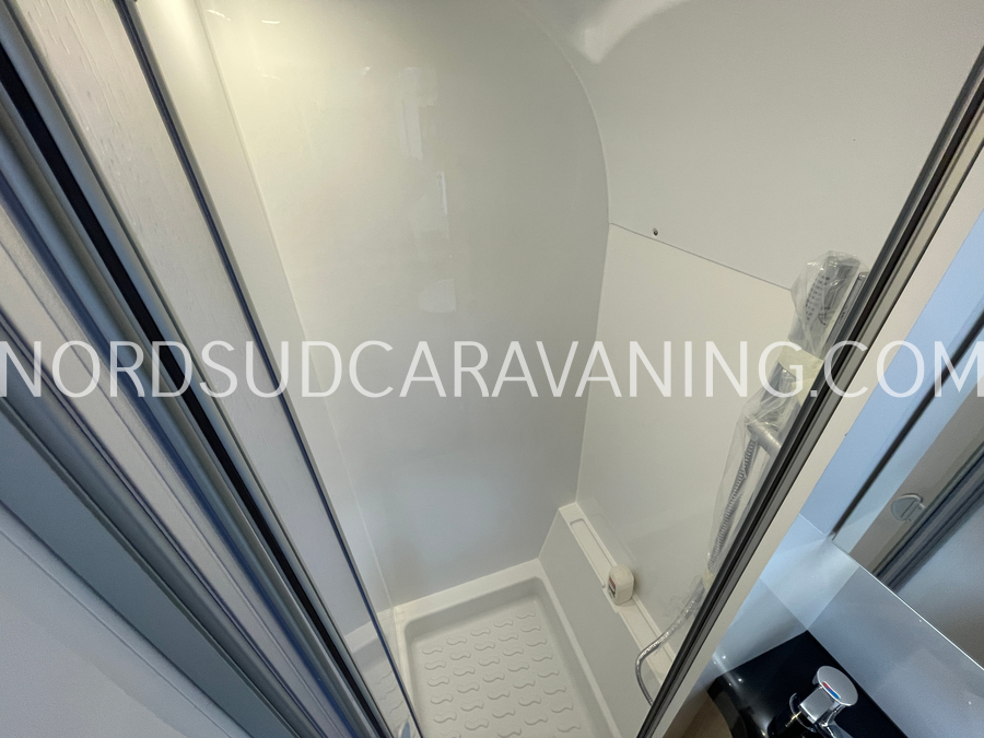 HOBBY DE LUXE 495 WFB – Image 22