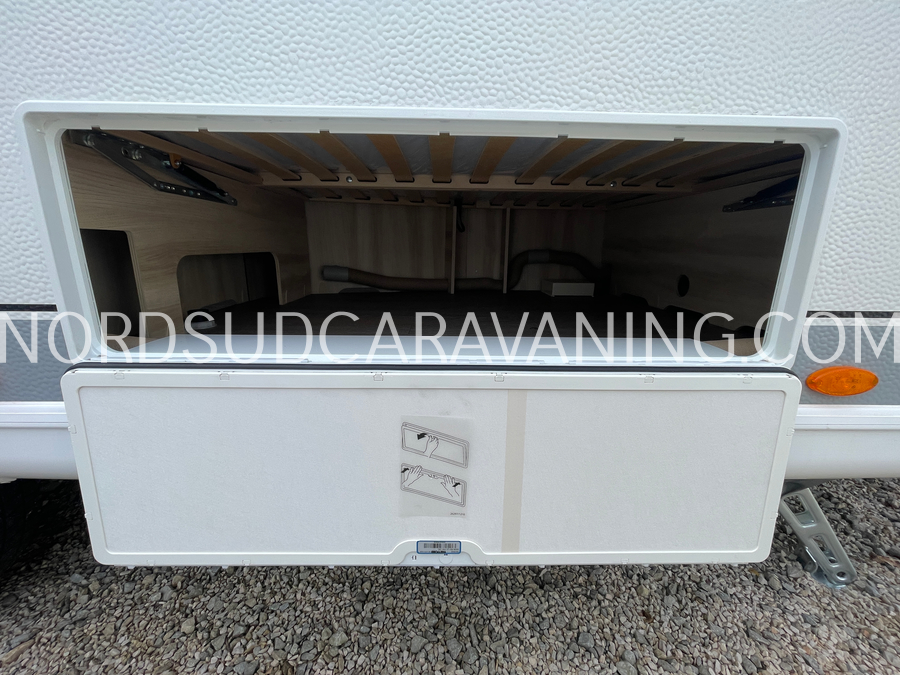 HOBBY DE LUXE 460 UFE – Image 25