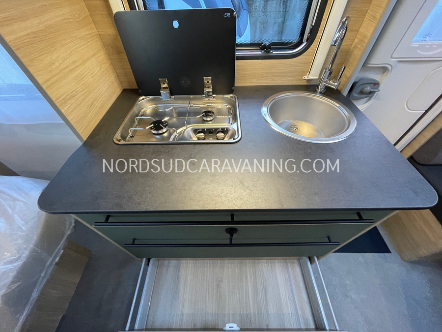 CARAVELAIR 480 SPORT LINE – Image 11