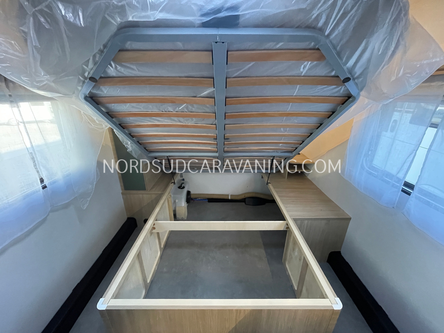 CARAVELAIR 480 SPORT LINE – Image 16