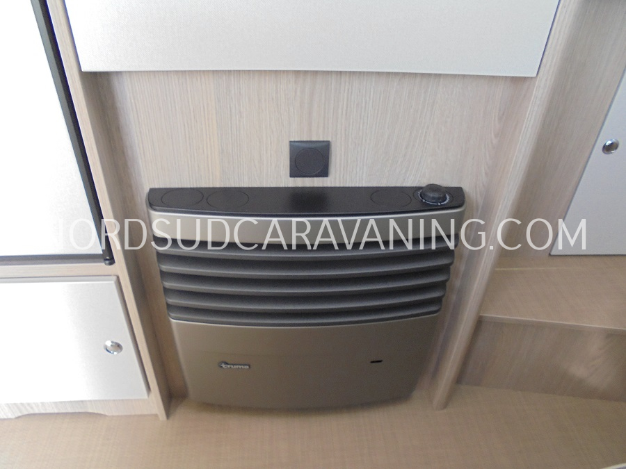 BÜRSTNER PREMIO LIFE 425 TS – Image 6