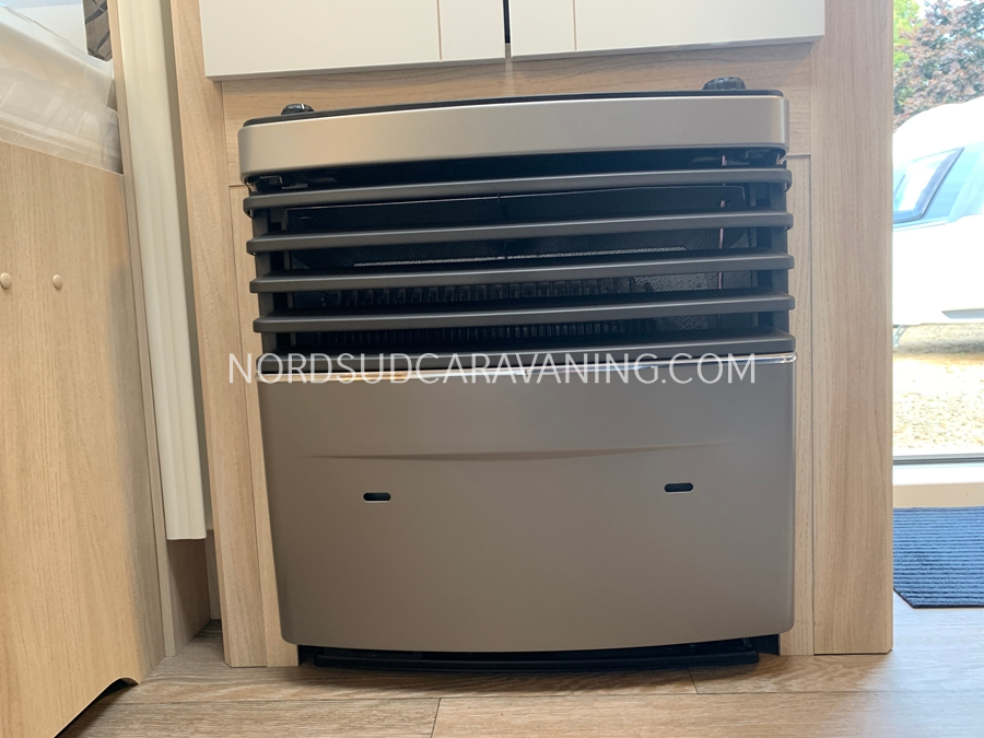 HOBBY DE LUXE 460 UFE – Image 11